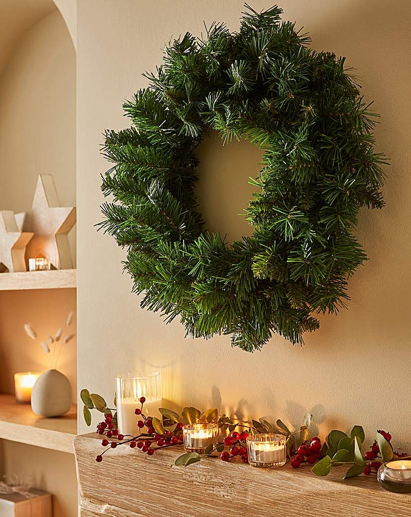 Malmo Pine Christmas Wreath