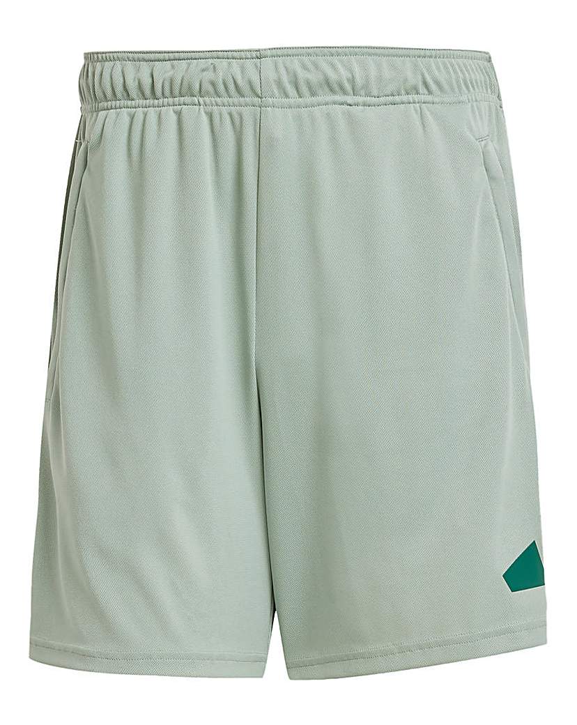 New In - adidas Training Essentials Logo Shorts