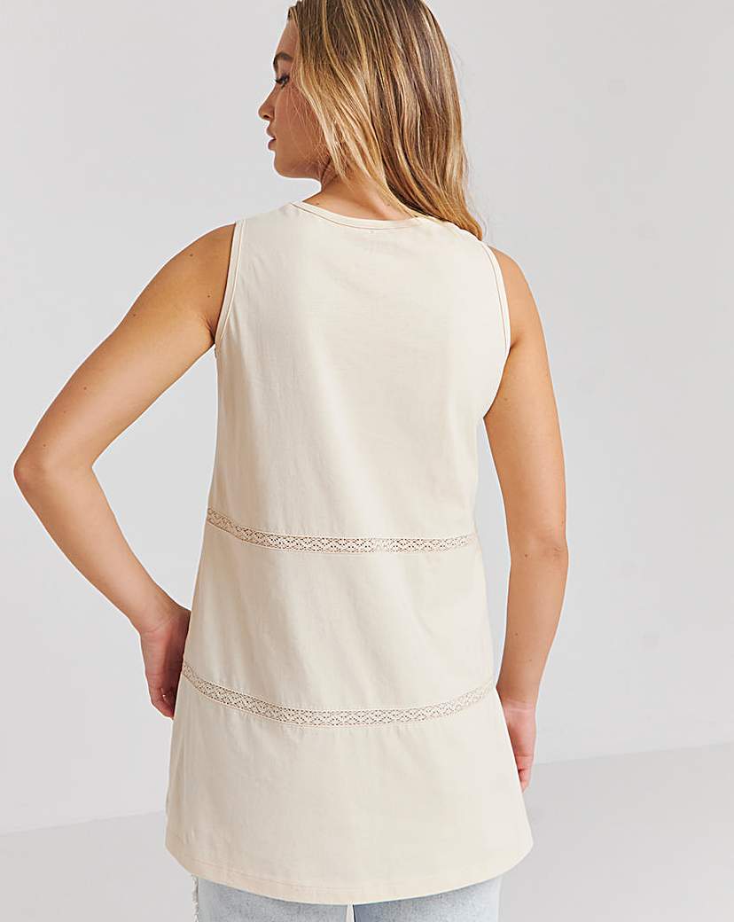 Sleeveless Crochet Trim Top