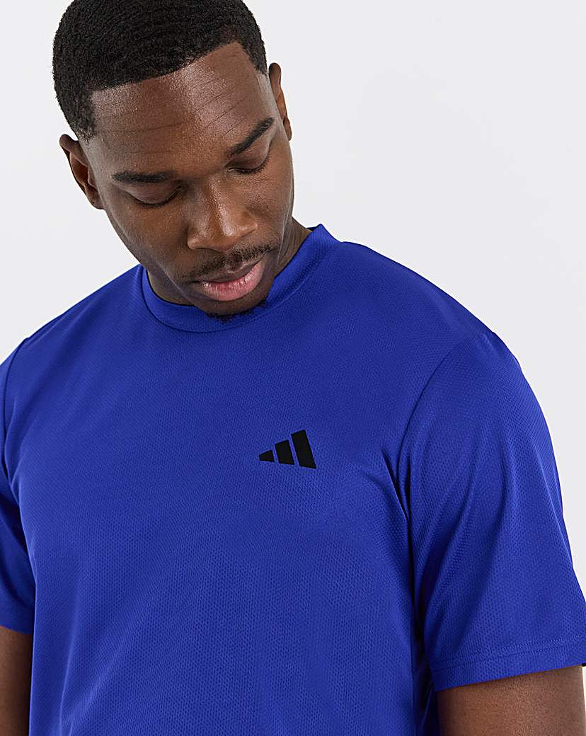 New In - adidas Training Essentials Base T-Shirt