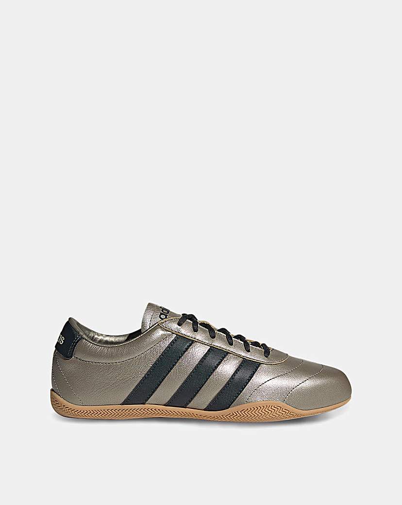 New In - adidas Grand Court Low Trainers