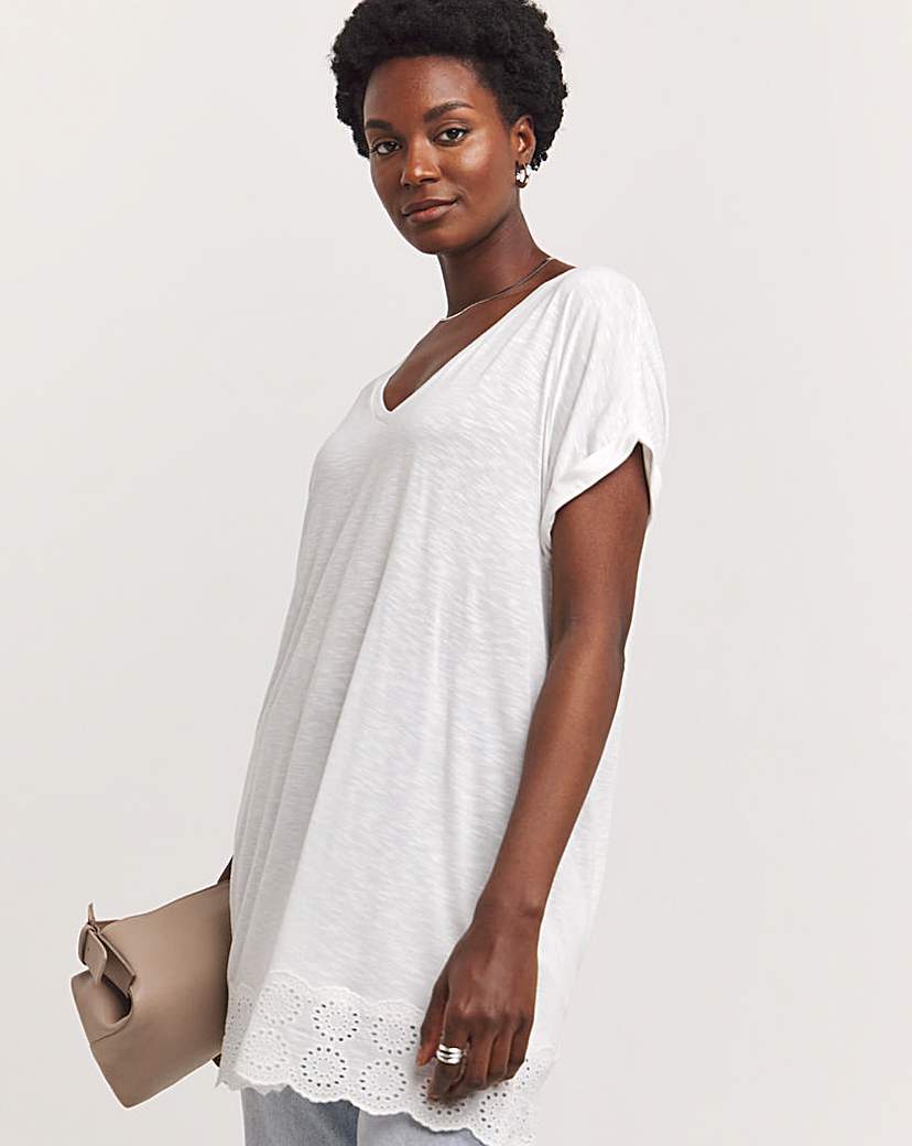 Broderie V Neck Short Sleeve Longline To