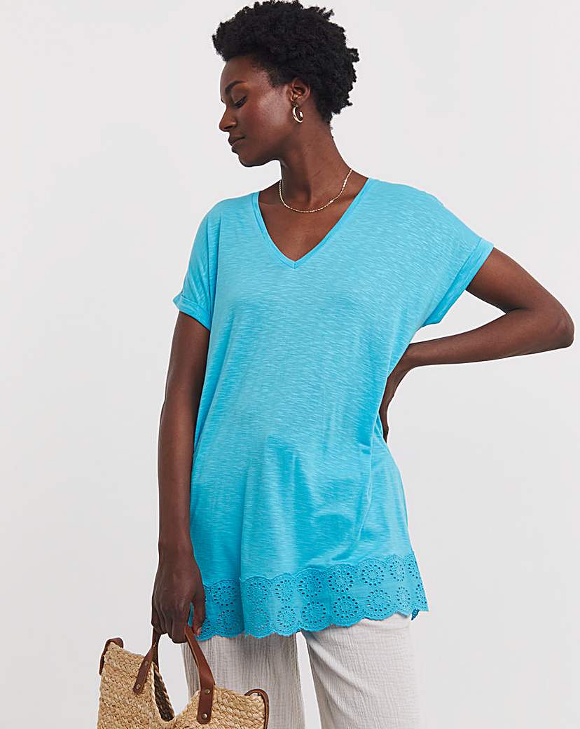 Broderie V Neck Short Sleeve Longline To