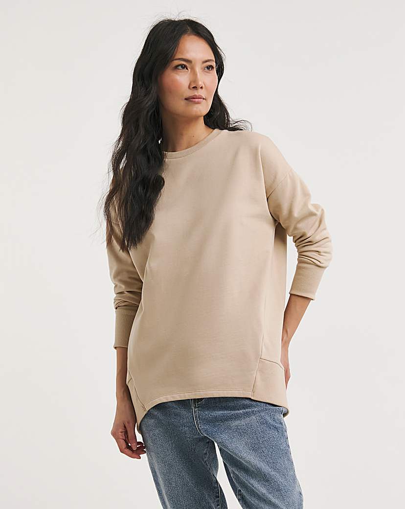 Crew Neck Curved Hem Sweatshirt