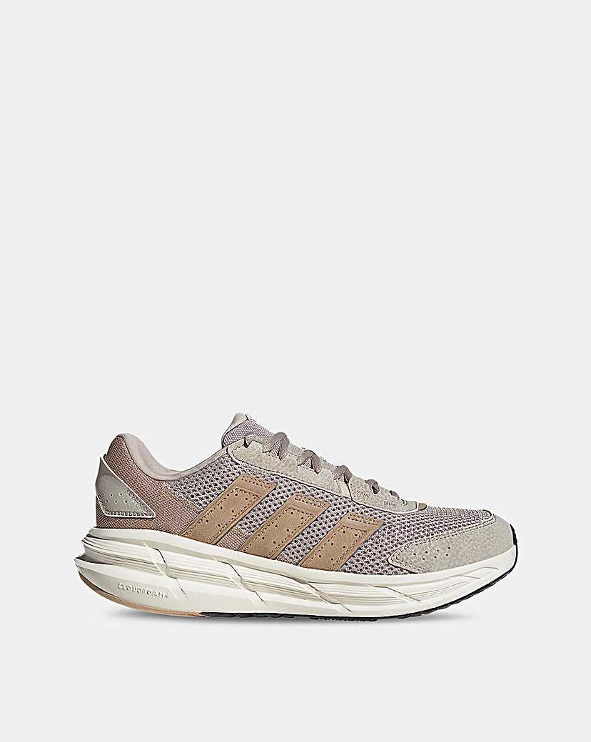 New In - adidas Astrastar Trainers