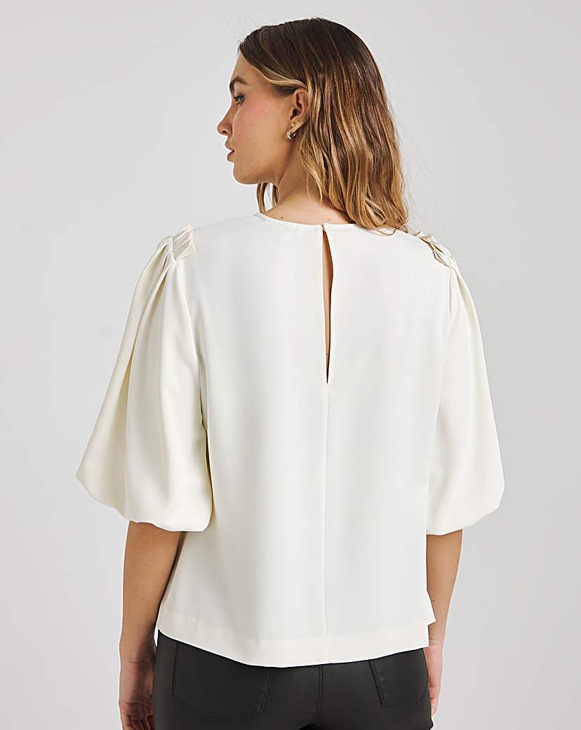 Joanna Hope Puff Sleeve Top