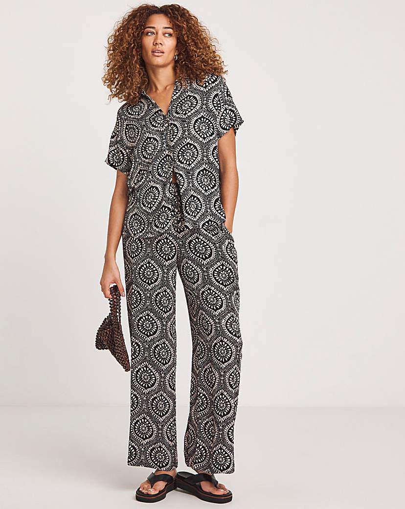 Crinkle Shirred Waist Wide Leg Trousers