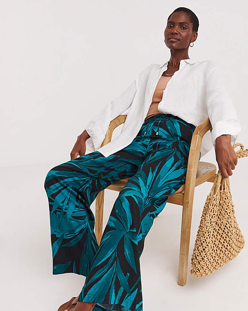 Spun Viscose Pull On Wide Leg Trousers