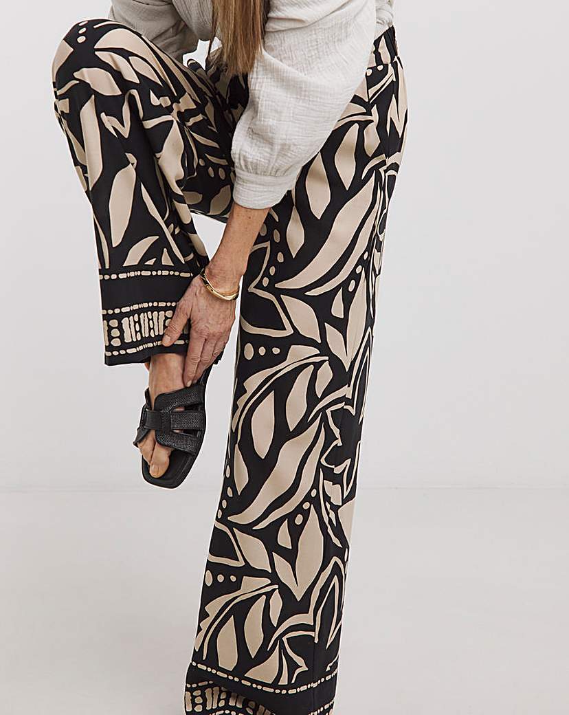 Wide Leg Trouser