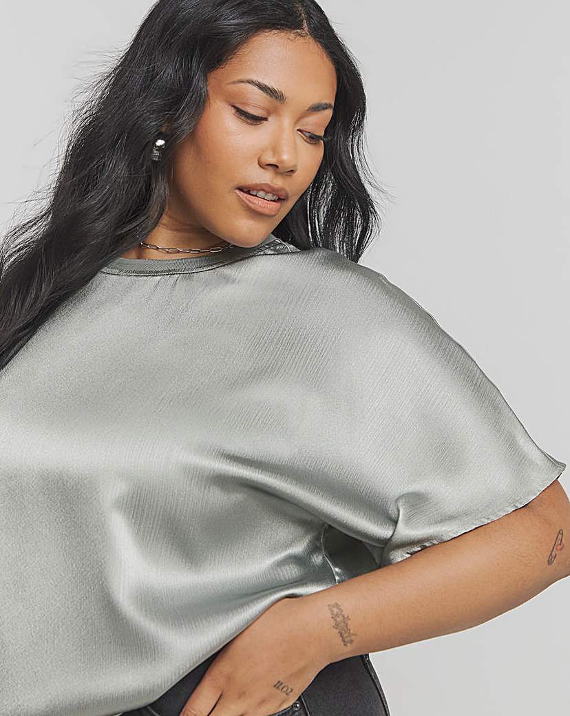 Rib Neck Satin Boxy Blouse