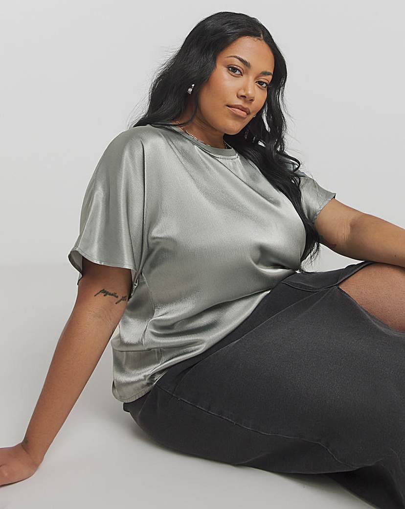 Rib Neck Satin Boxy Blouse