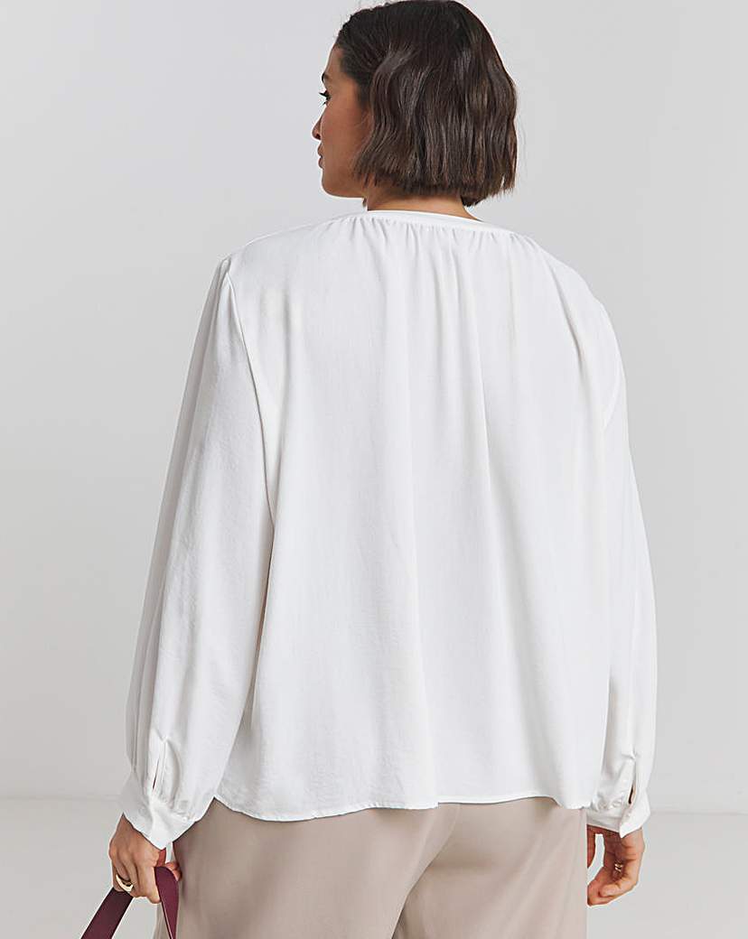 V-Neck Ruched Detail Boxy Top