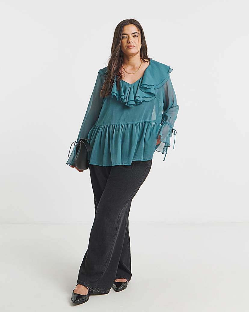 New In - Ruffle Front Blouse