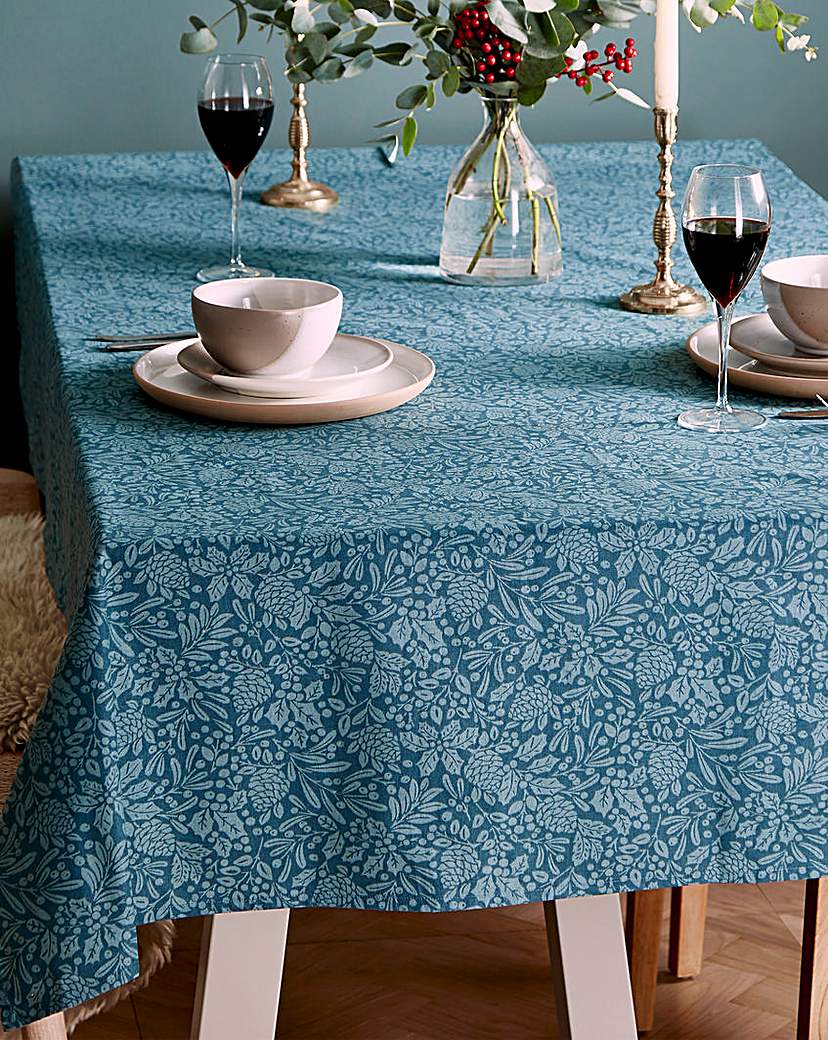 Catherine Lansfield Stag Tablecloth