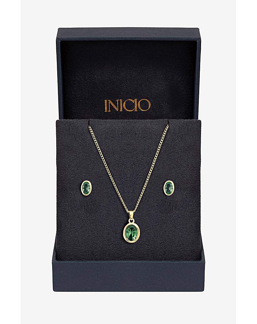 Gold Emerald Oval Bezel Set