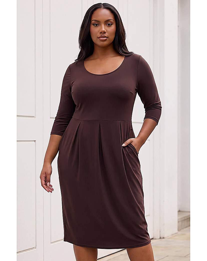 Roman Curve Pocket Shift Midi Dress