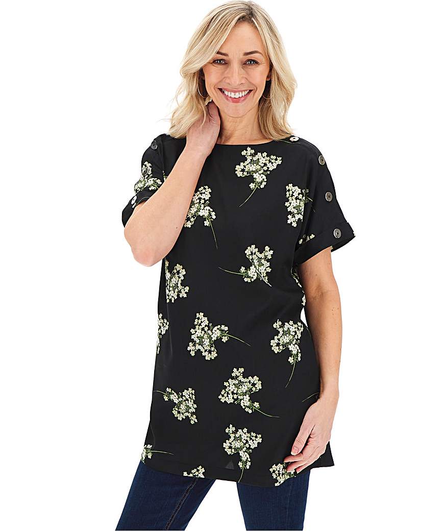 Image of Floral Button Detail Longline Woven Top