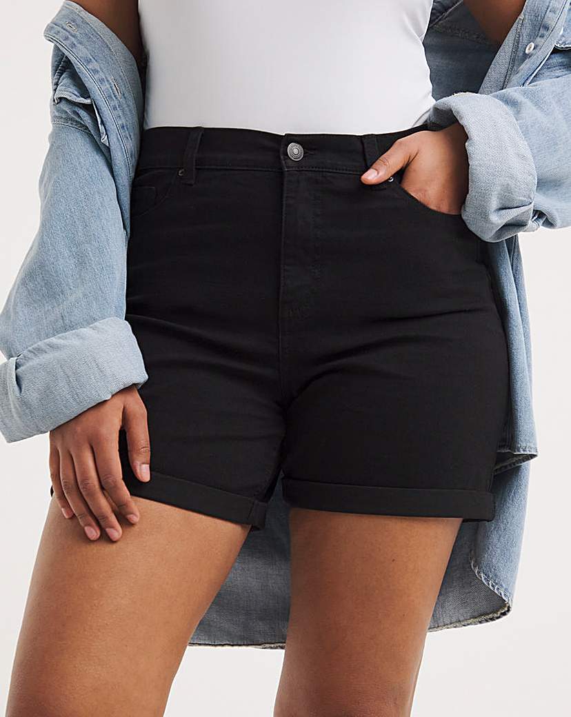 Black 24/7 Mid Shorts