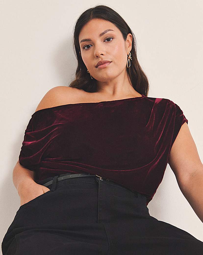 New In - Velour Off The Shoulder Top
