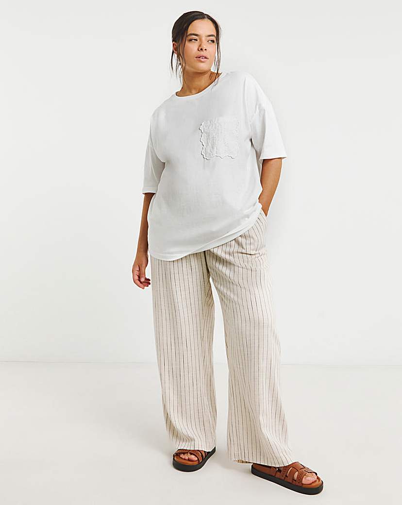 Broderie Pocket T-Shirt