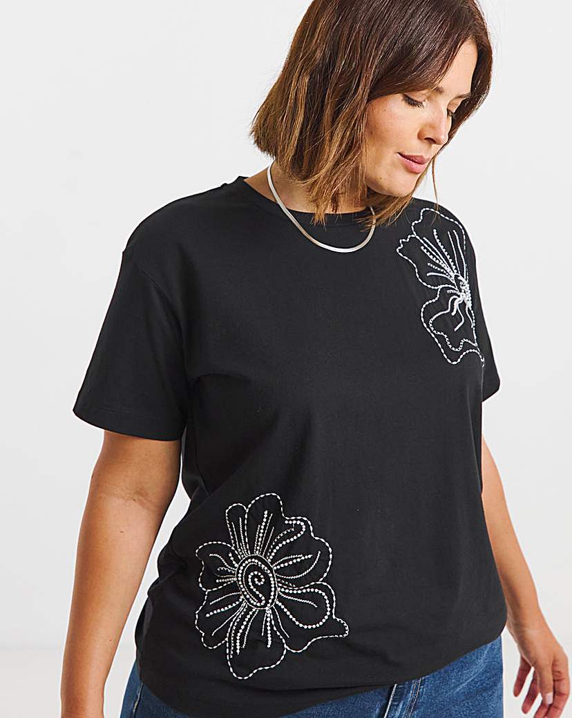 New In - Embroidered and Beaded Floral T-Shirt