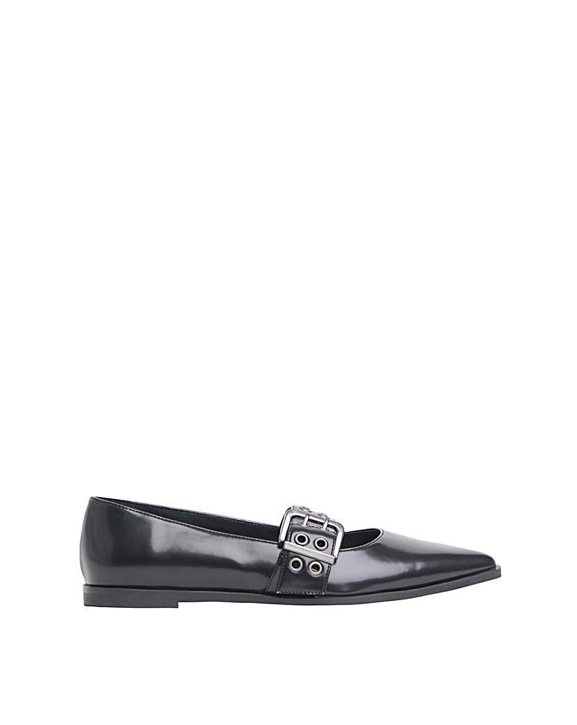 Hardware Mary Jane Pointy Shoe ExWide