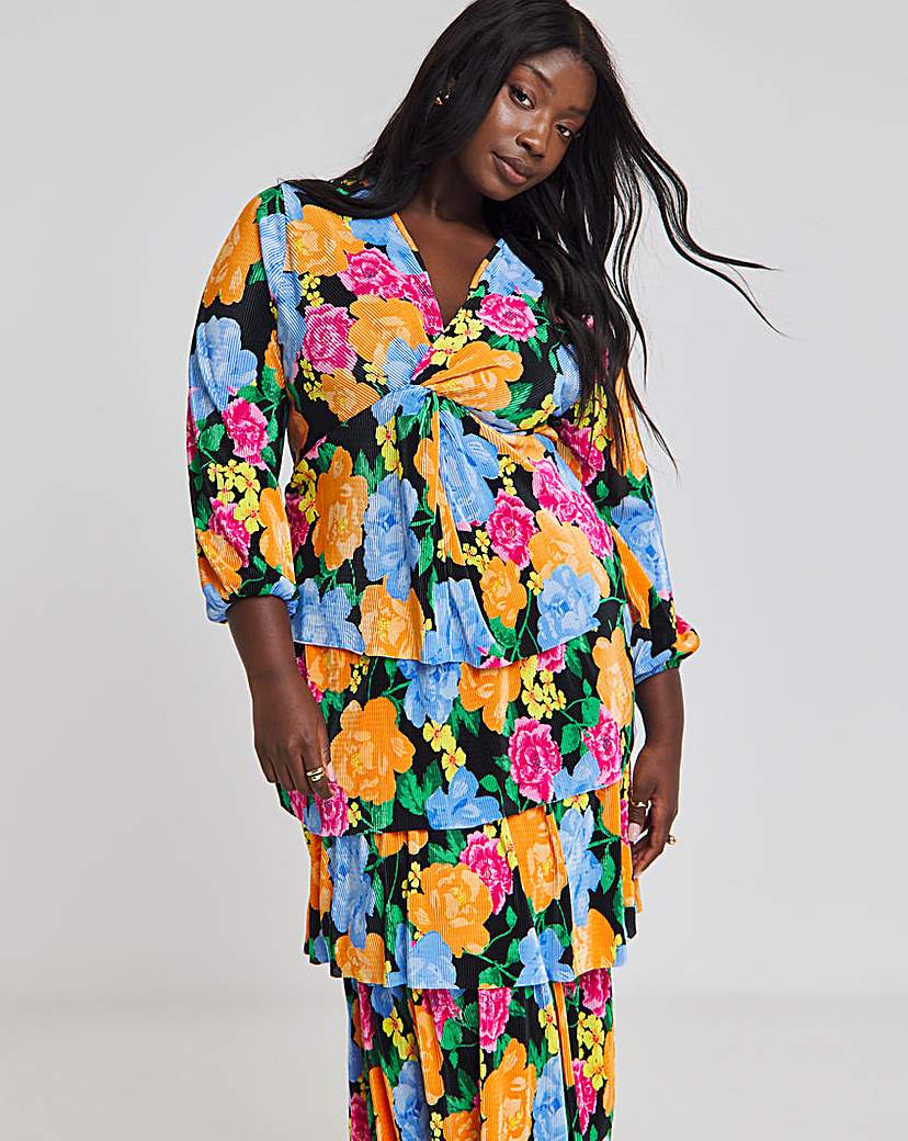 Tiered Plisse Midi Dress