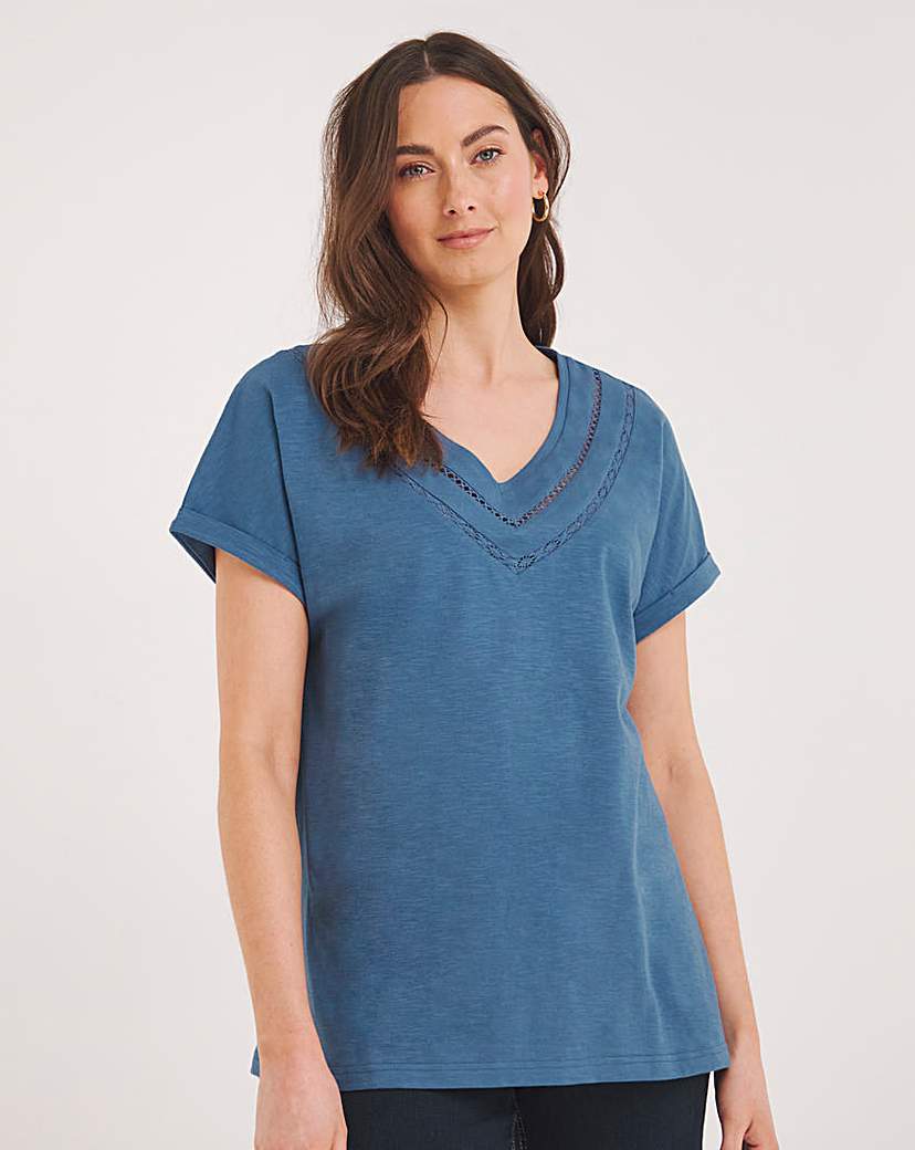 Julipa V-Neck Lace T-Shirt