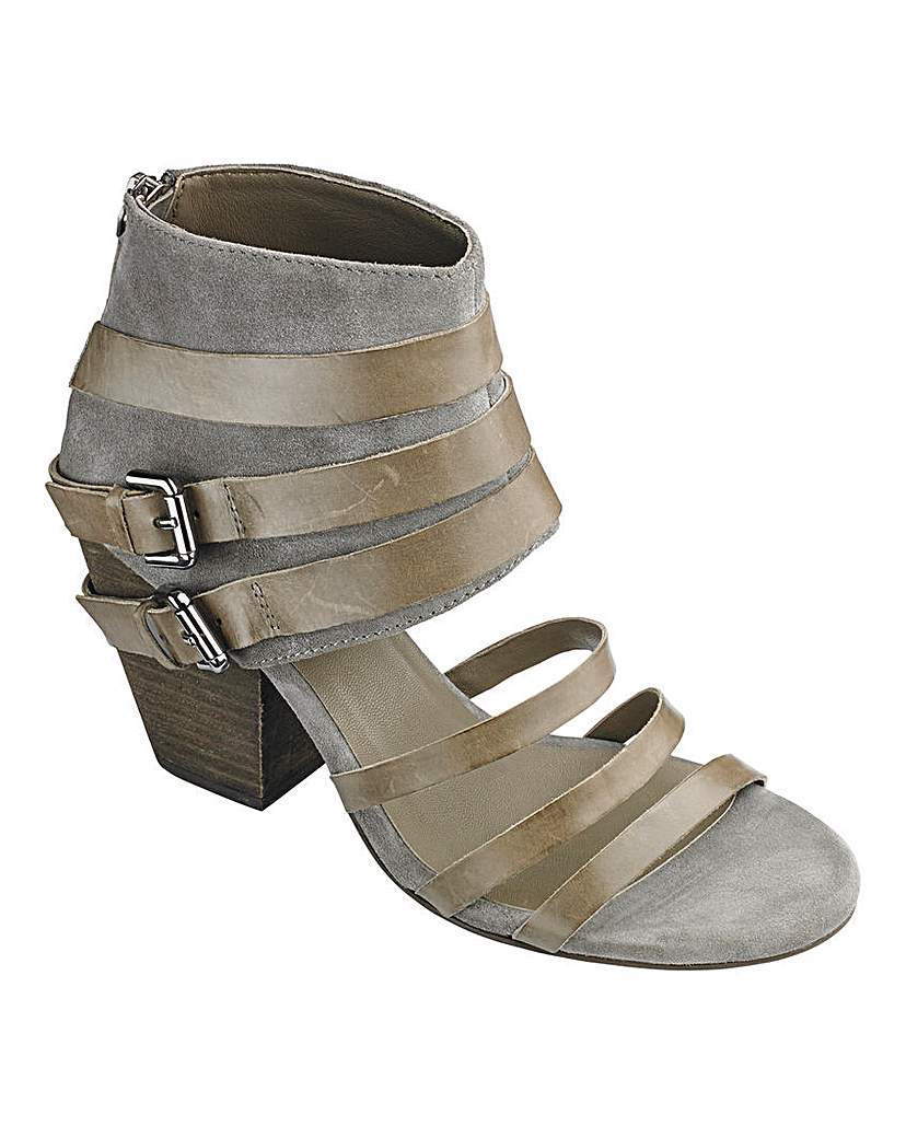 Heavenly Soles Shoe Boots D Fit