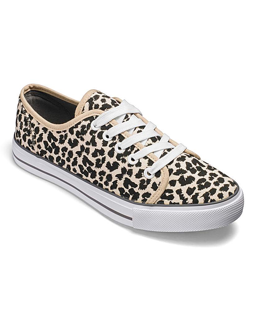 Dunlop Canvas Lace Up Shoes EEE Fit