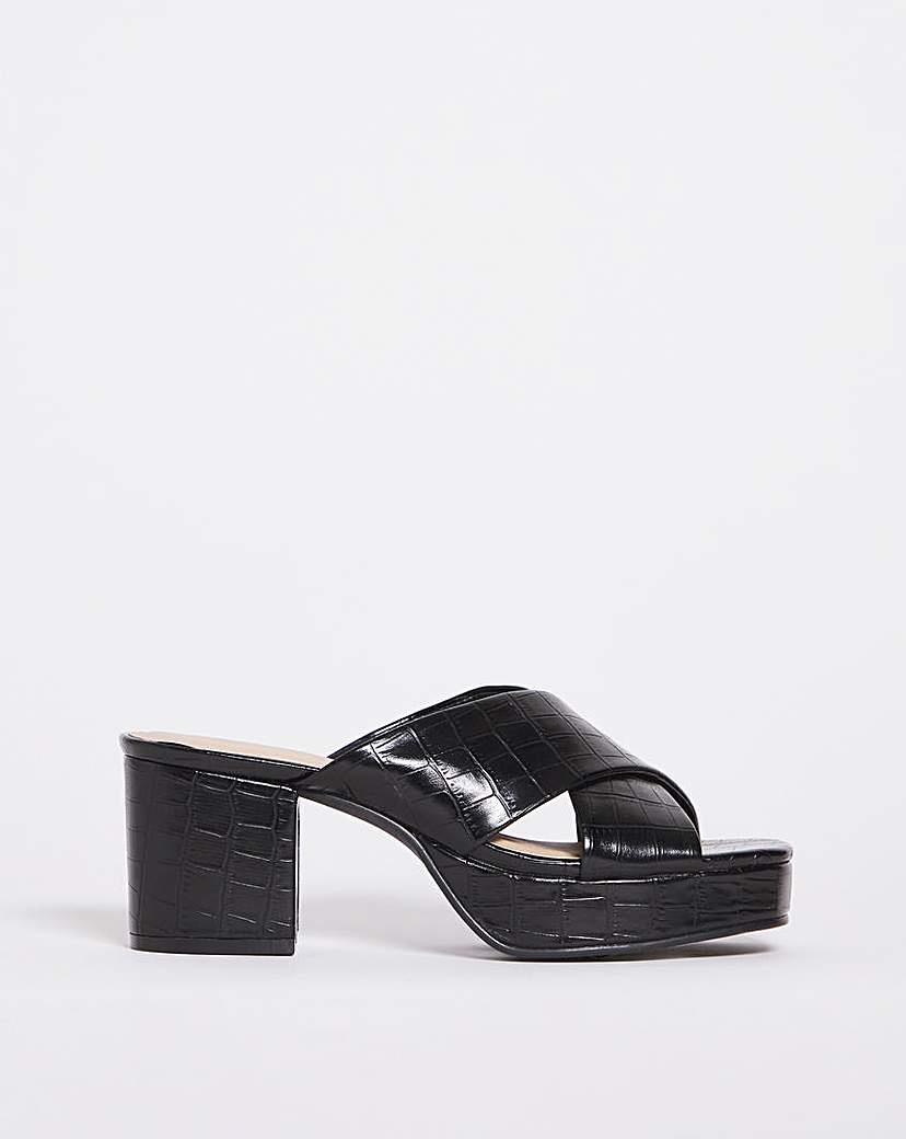 Black Crossover Vamp Platform Mule E Fit