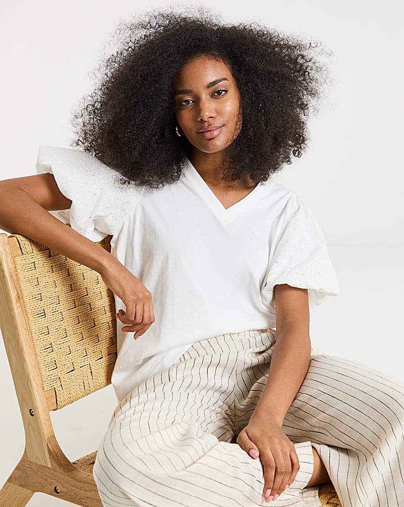Broderie Puff Sleeve V Neck T-Shirt