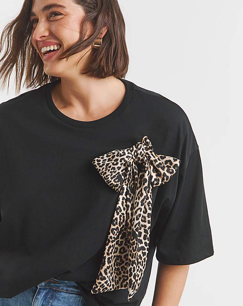 Bow Shoulder Detail T-Shirt