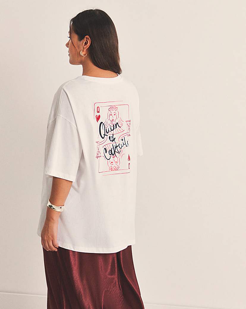 New In - Queen of Hearts Oversized T-Shirt