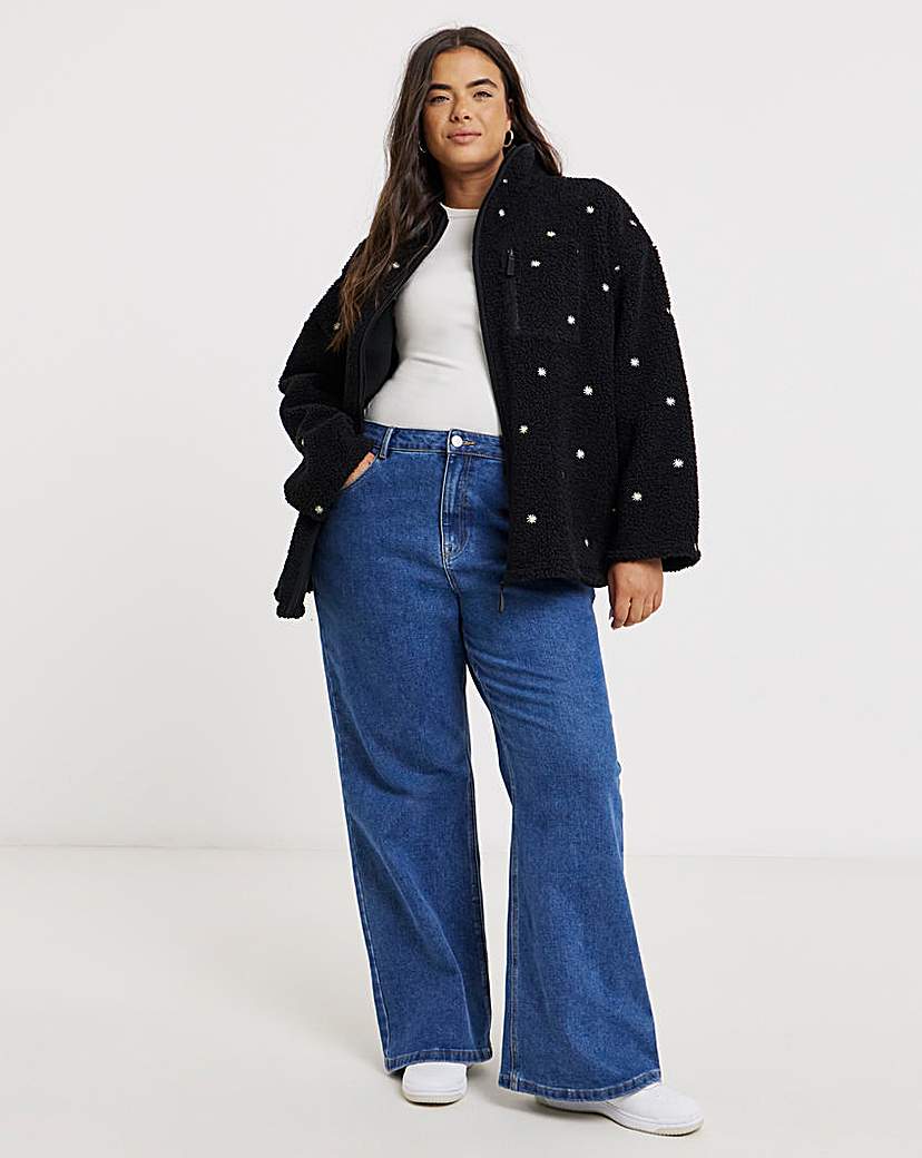 New In - Embroidered Teddy Sweatshirt