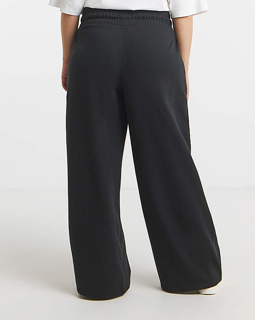 True Wide Leg Jogger