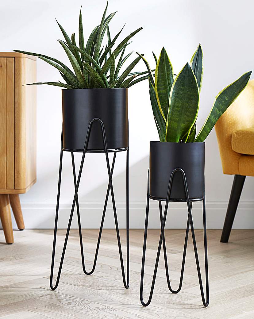 Set of 2 Metal Planters