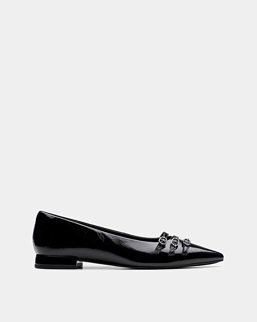 New In - Clarks Sensa15 Leather Ballerina B Fit