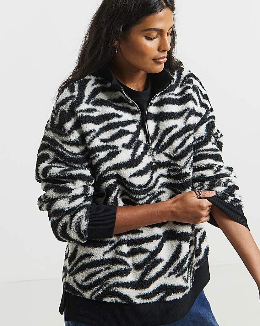 New In - Borg Zebra Printed Sweatshirt