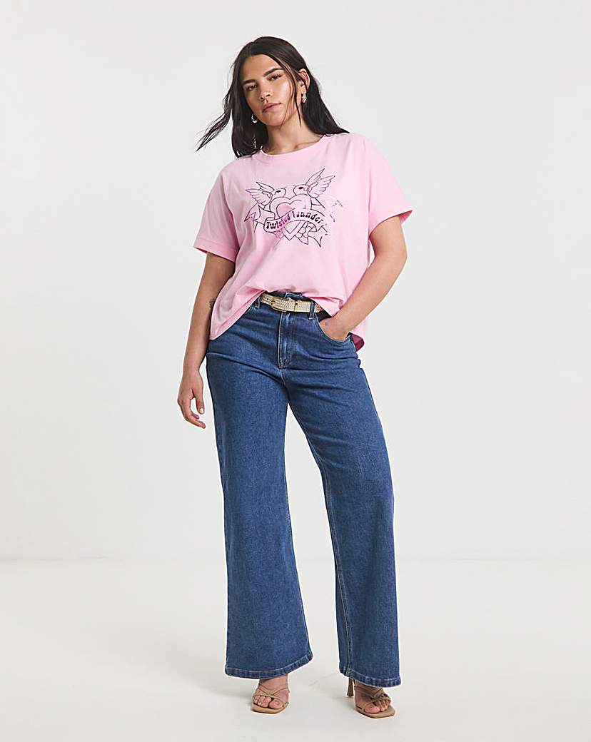 Twisted Wunder Graphic T-Shirt