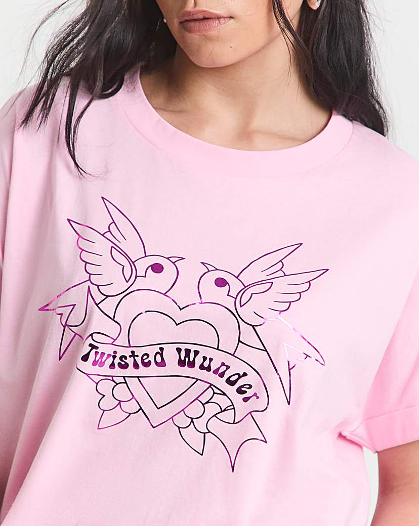 Twisted Wunder Graphic T-Shirt