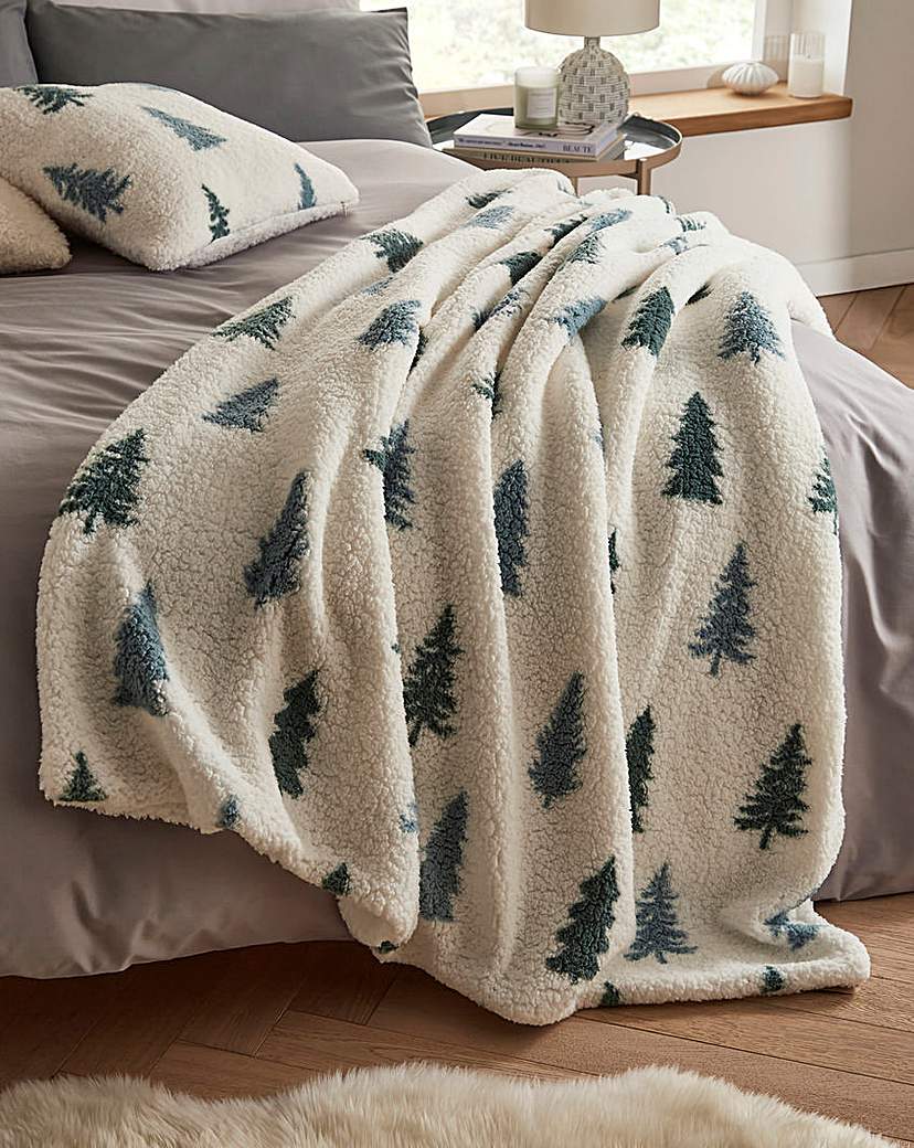 Christmas Cosy Scandi Forest Throw