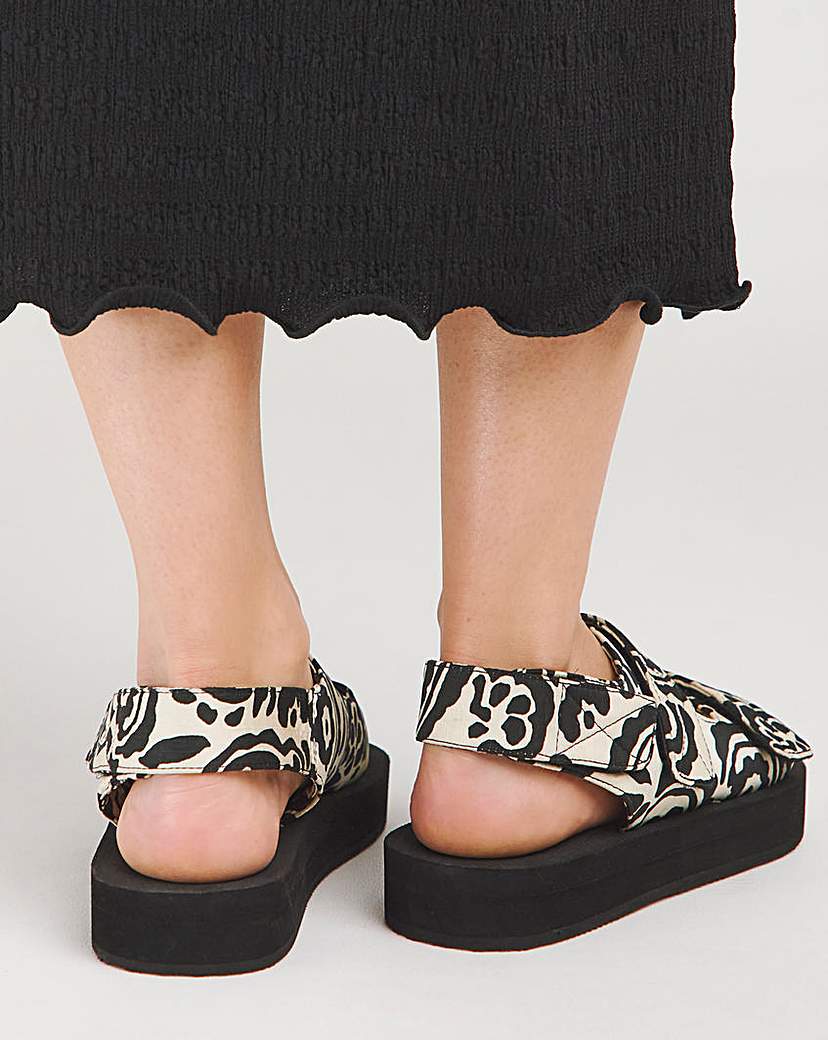 Touch and Close Active Sandal Ex Wide