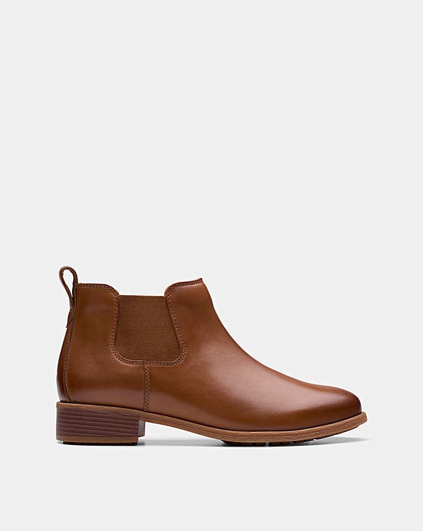 Clarks Havisham Chelsea Standard Fit