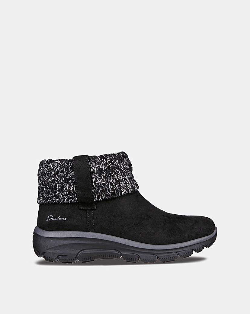 Skechers Cozy Weather Boot Standard Fit