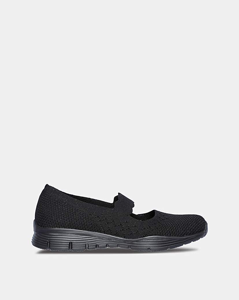 Skechers Knit Shoe Standard Fit