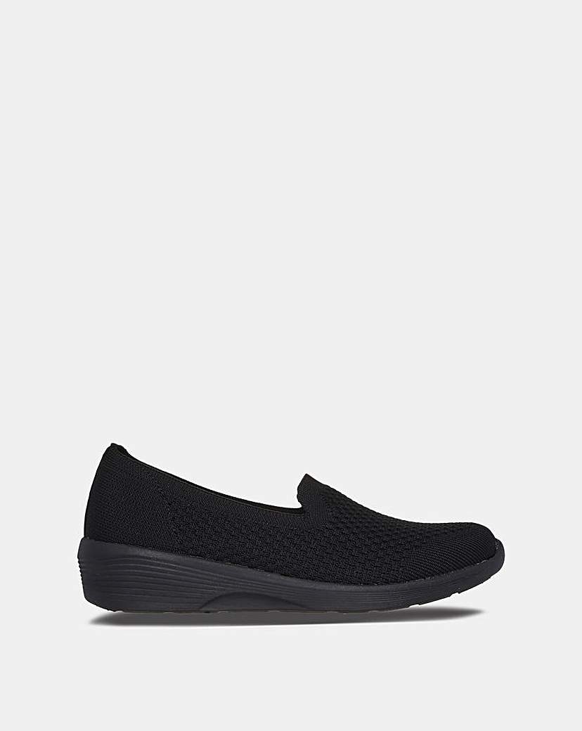 Skechers Arya Shoe Standard Fit