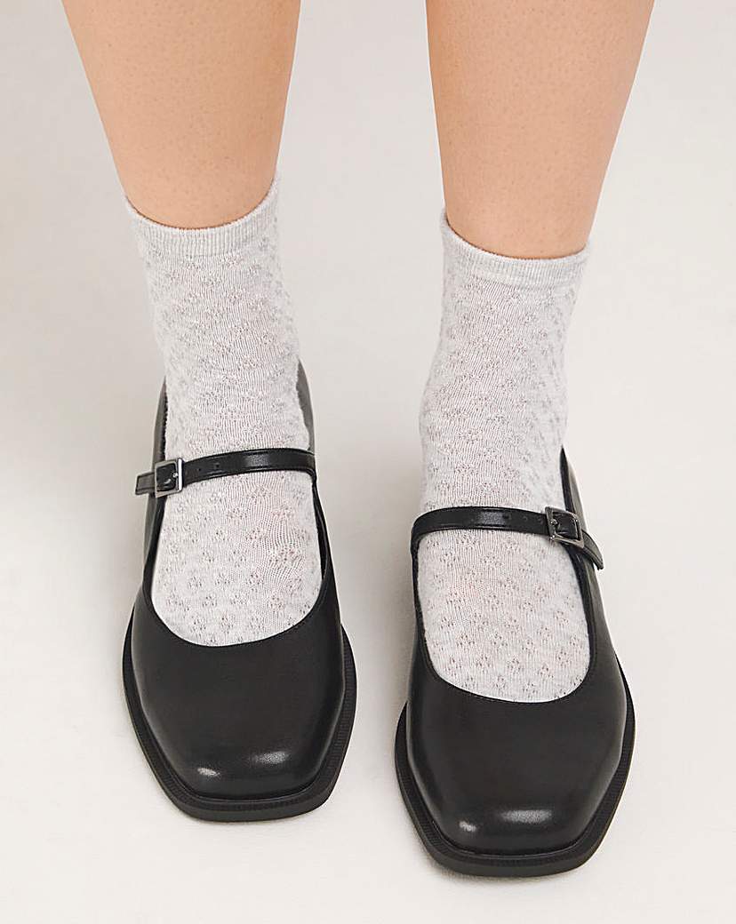 Mary Jane Shoes Wide Fit
