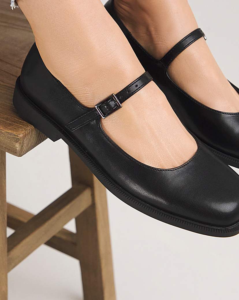 Mary Jane Shoes Wide Fit