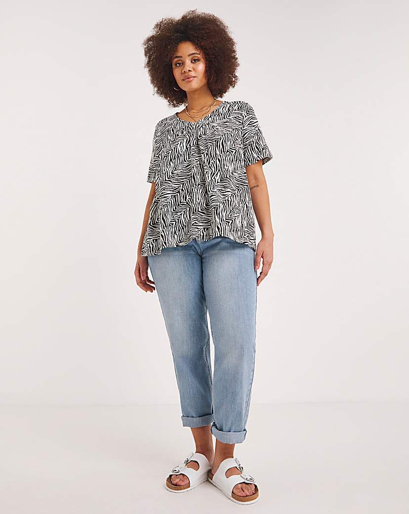 Zebra V Neck Floaty Tee